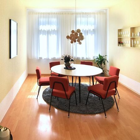 Vonbehling Boutique Apartment Mit 65Zoll Tv Und Designerstuecken Halle  Exteriör bild