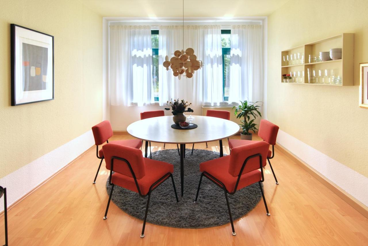 Vonbehling Boutique Apartment Mit 65Zoll Tv Und Designerstuecken Halle  Exteriör bild